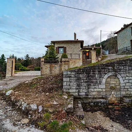 βίλλα γαλήνεμα νο2 Domek alpejski Nostimon